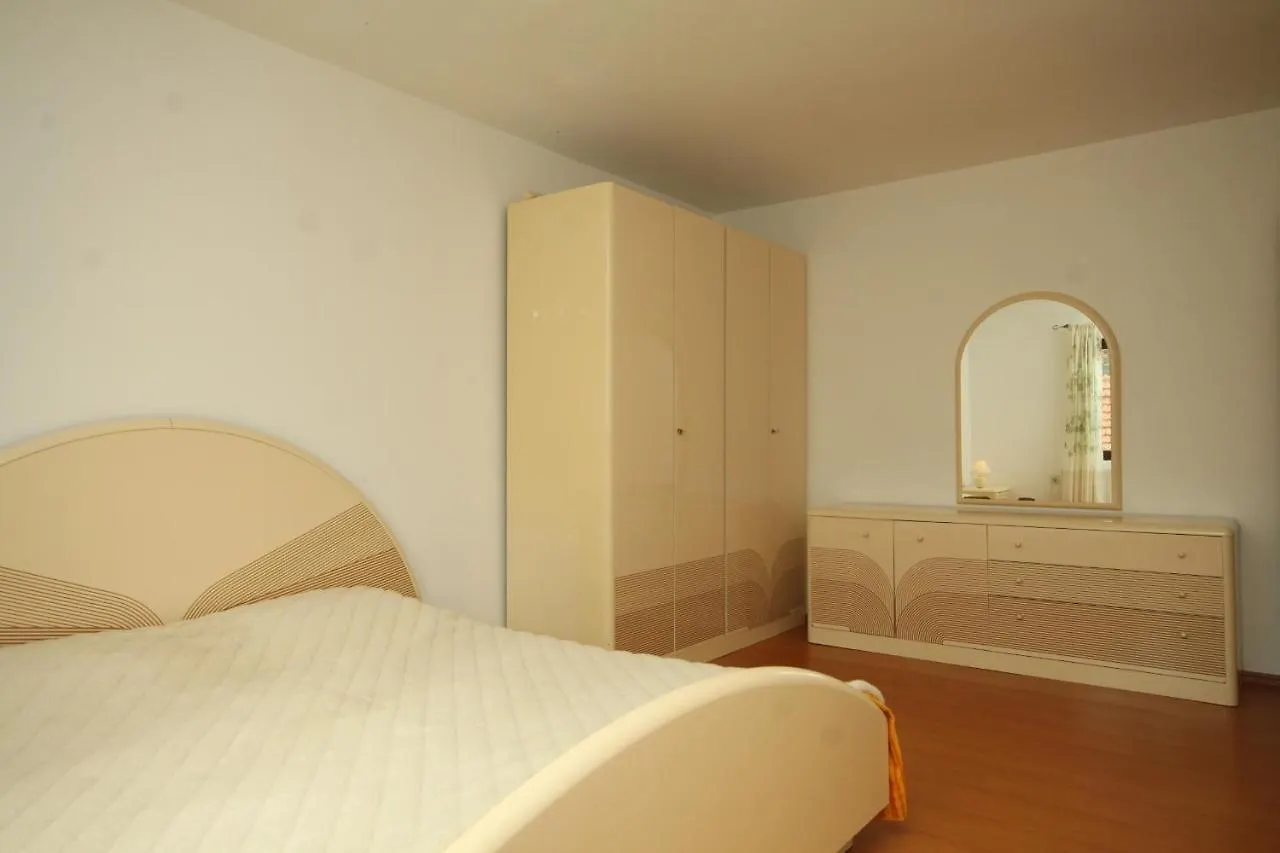 Apartment Premantura 7462B Croatia
