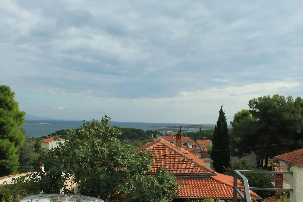 Apartment Premantura 7462B