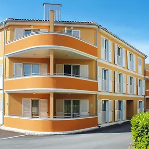 - Istra Premantura