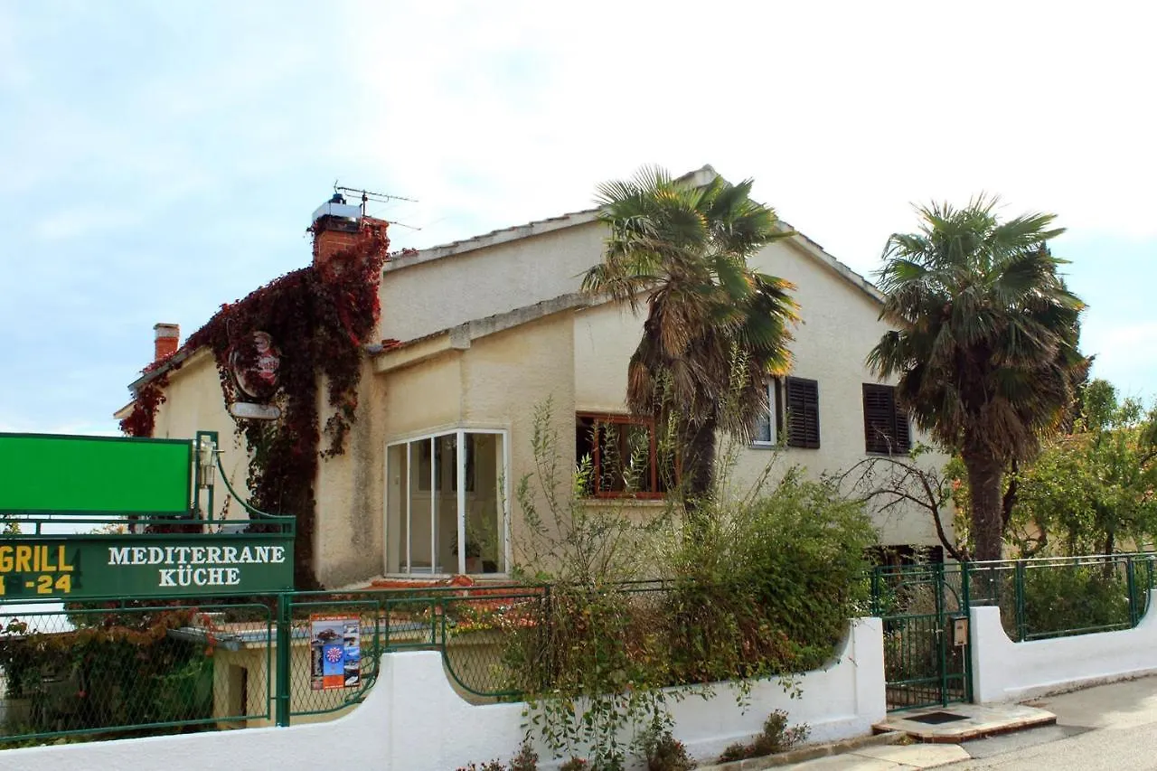 Apartment Premantura 7462B